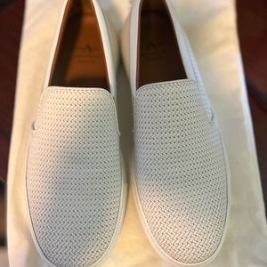 Aquatalia slip ons size 8  - made in Italy